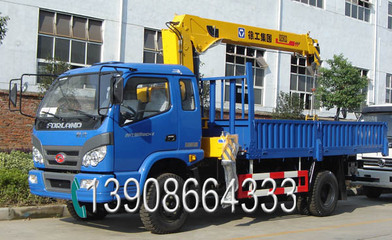 3.2吨随车起重运输车与货箱长4.3米3吨随车吊报价及参数全解析